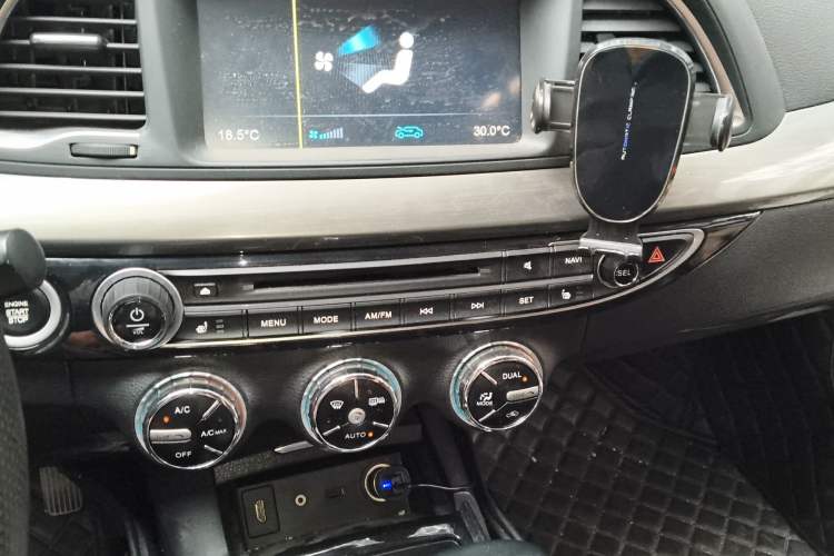 Used GAC Trumpchi GA6 2016 235T DCT Luxury Edition