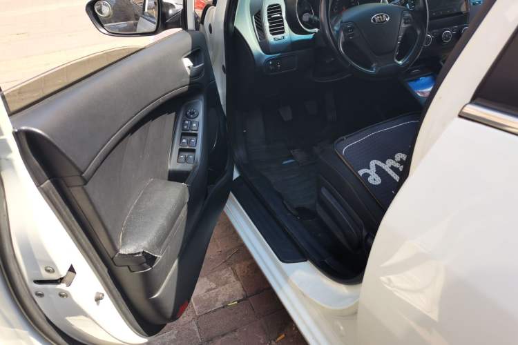 Used Kia K3 2013 1.6L Manual GLS Driver Seat