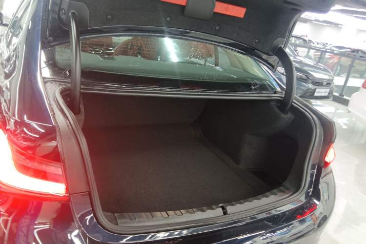 Used BMW 3 Series 2023 325Li M Sport Package
