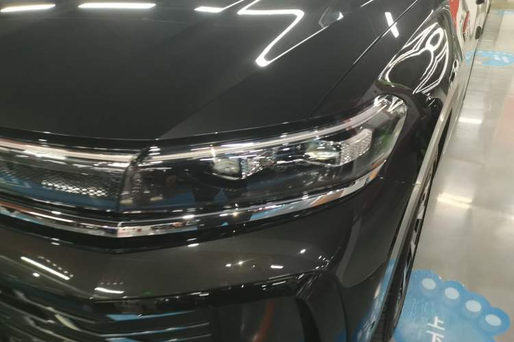 Used Volkswagen Talagon 2026 Model 450TSI Four-Wheel Drive Supreme 6-Seater Left Front Headlight