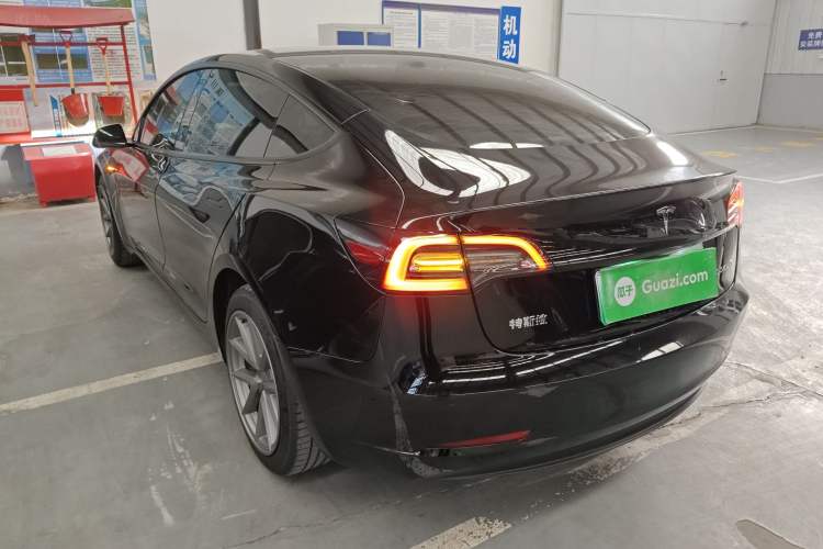 Used Tesla Model 3 2022 Rear-Wheel-Drive Version
