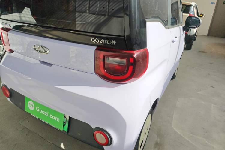 Used Chery QQ Ice Cream 2022 170km Sundae Phosphate Lithium-Ion