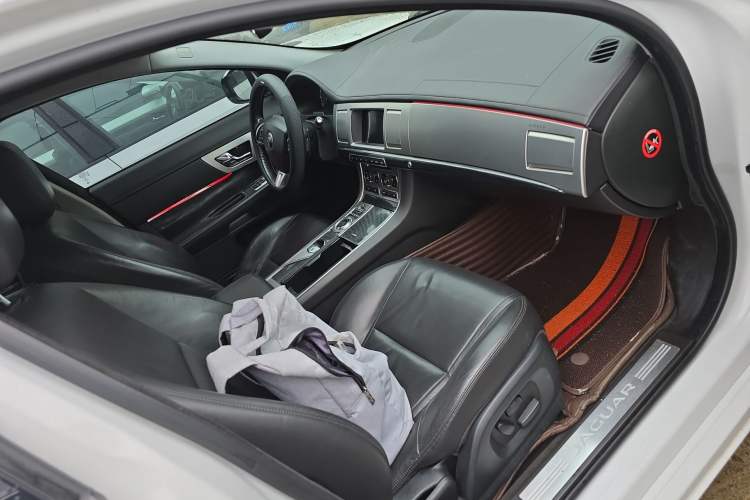 Used Jaguar XF 2014 XF 2.0T Luxury Edition