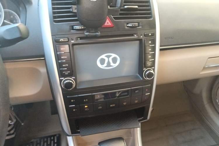 Used BAIC E Series 2013 Sedan 1.5L Automatic Lotte Edition
