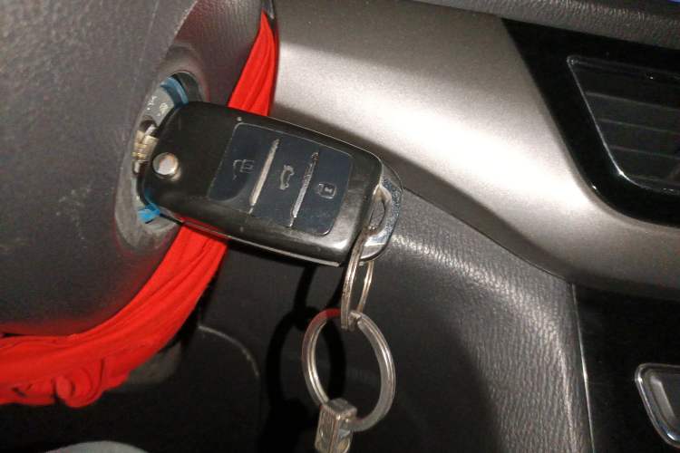 Used CHANGAN KAICHENG Oushang A600 2016 1.5L Manual Luxury 7-Seater