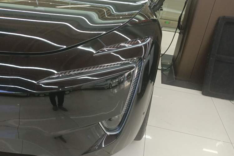 Used Avatr 11 2023 Harmony 90-degree Rear-wheel Drive Edition Left Front Headlight