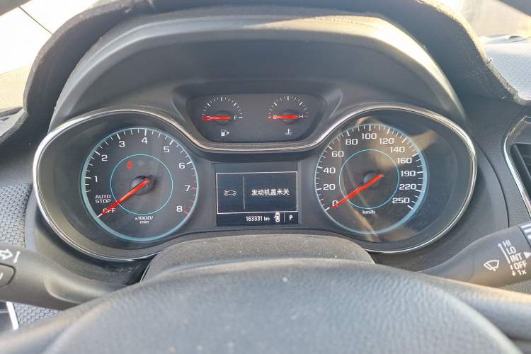 Used Chevrolet Cruze 2017 1.5L Automatic Pioneer Sunroof Edition