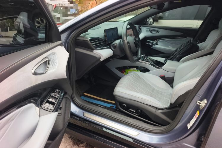 Used BYD Seal 2022 650 km All-Wheel-Drive Performance Version