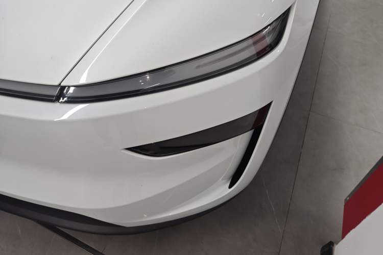 Used Tesla Model Y 2025 Rear-Wheel Drive First Edition