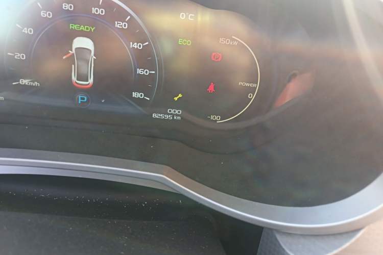 Used Geely Auto Emgrand GSe 2018 ZhenShang Model Odometer Close Up