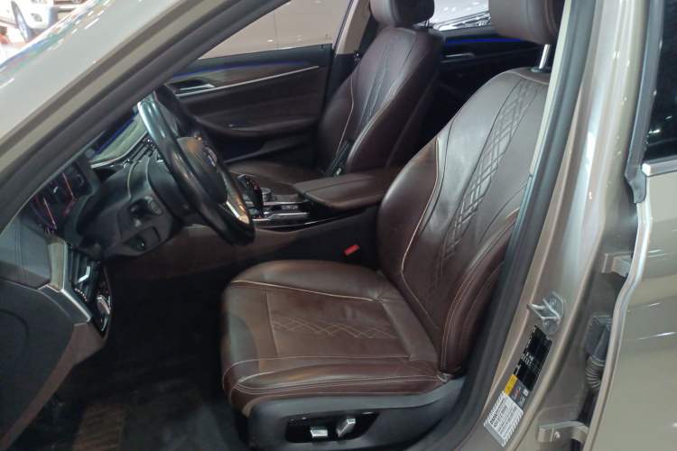 Used BMW 5 Series New Energy 2019 Updated Version 530Le Luxury Package
