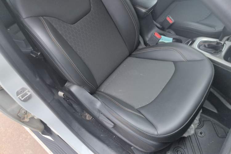 Used Jeep Compass 2017 200T Automatic Enjoyment Version
