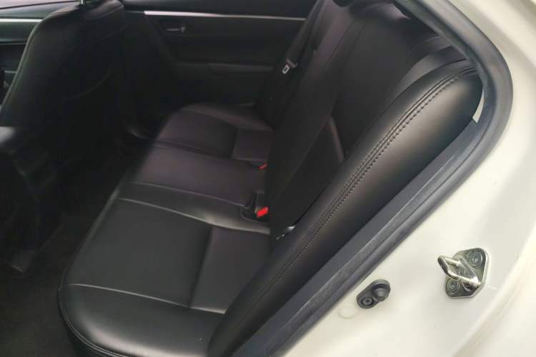 Used Toyota Corolla 2017 Revised Version 1.6L S-CVT GL
