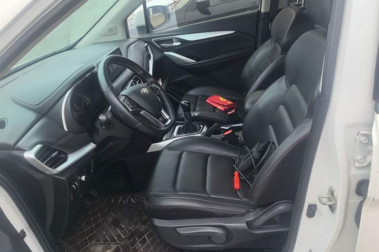 Used JAC Refine R3 2018 1.6L Manual Luxury Model