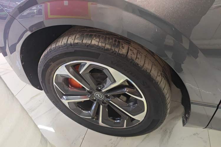 Used CHANGAN UNI-K iDD 2022 Blue Whale iDD 130km 1.5T Excellence Model
