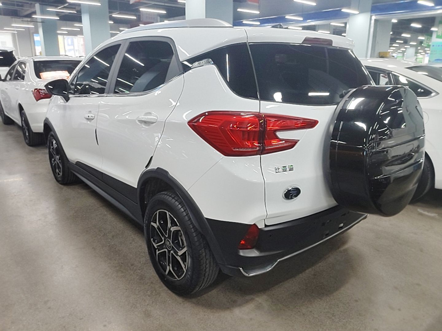 BYD Yuan Pro 2021 401 km Luxury Version — снимка 4