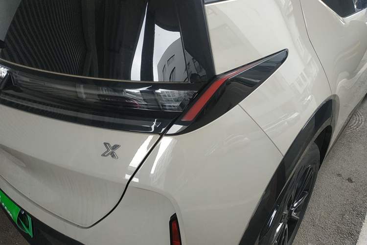 Used Zeekr X 2025 Four-Seater Rear-Drive Cube Version Exterior 3