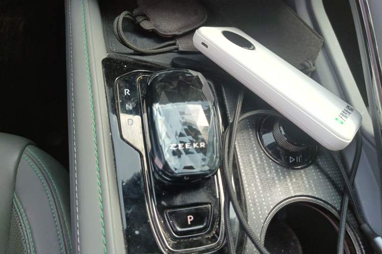 Used Zeekr 001 2023 WE Edition 100 kWh Gear Lever