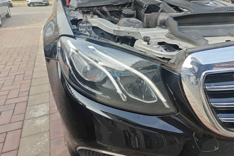 Used Mercedes-Benz E-Class 2016 E 200 L
