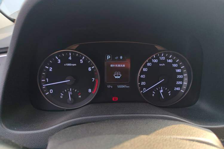 Used Hyundai Elantra (6th Generation / Lingdong) 2016 1.6L Automatic ZhiXuan · Luxury Version
