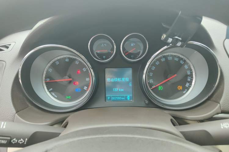 Used Buick Regal 2015 2.0L Leading Fashion Edition
