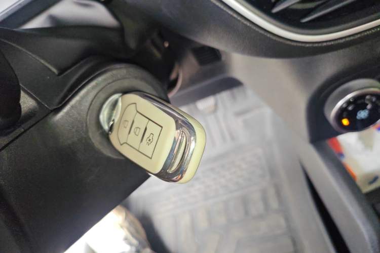 Used Ford Focus 2019 Hatchback 1.5L Manual FENGYUE Model China V Standard