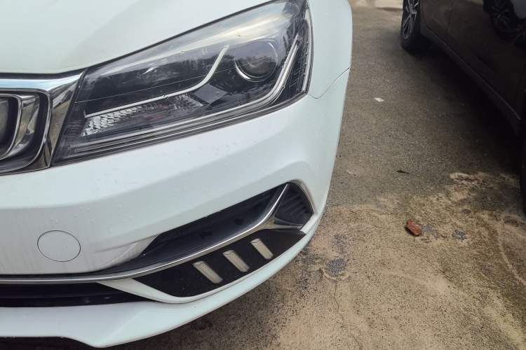 Used Geely Auto Emgrand 2019 Leading Edition 1.5L Manual Luxury Model China VI Standard Left Front Headlight