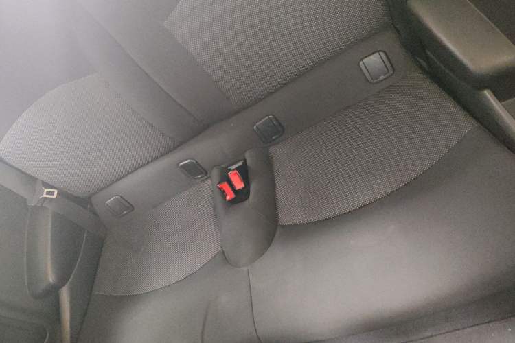 Used MINI 2011 1.6L ONE