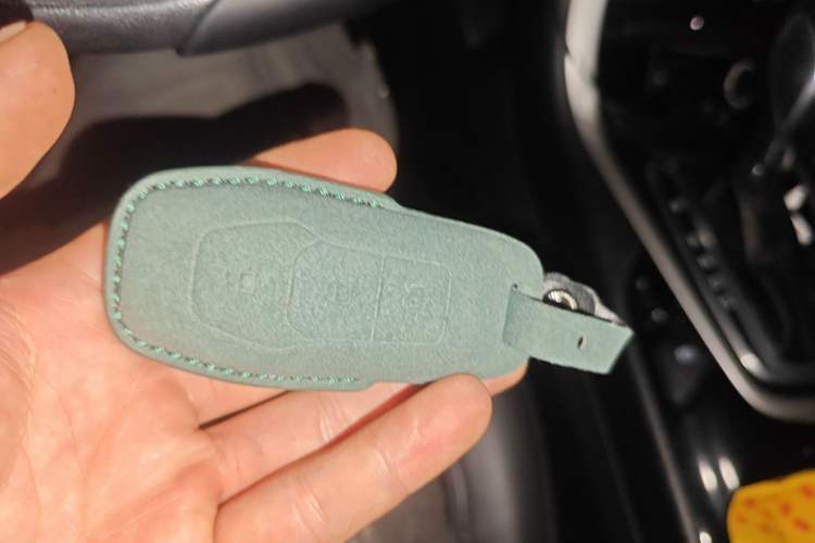 Used Ford Edge 2015 2.0T GTDi Two-Wheel-Drive Platinum Edition