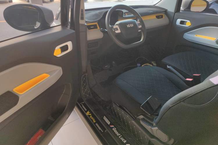 Used Chery QQ Ice Cream 2022 170km Sundae Phosphate Lithium-Ion