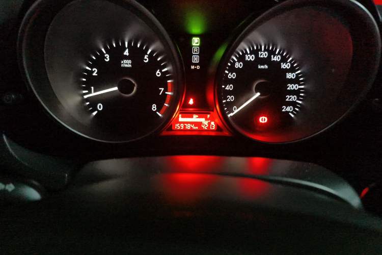 Used Mazda 5 2011 2.0L Automatic Comfort Edition Odometer Close Up