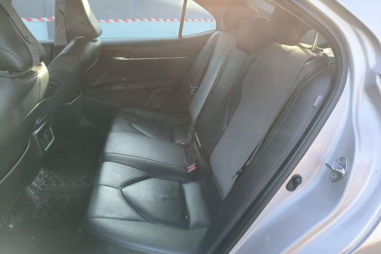 Used Toyota Camry 2021 2.5G Luxury Edition Left Rear Seat