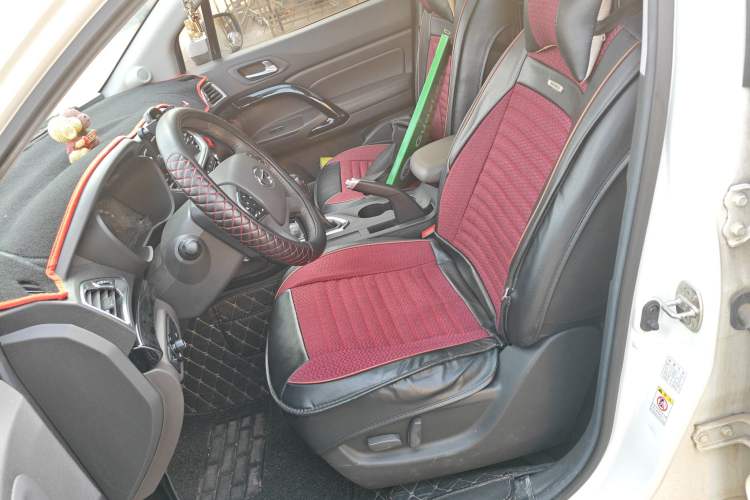 Used GAC Trumpchi GS4 2017 235T Manual Two-Wheel Drive Luxury Edition
