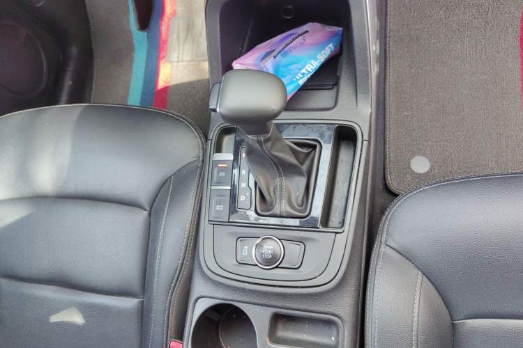 Used Qoros 5 2018 Revised Version 1.6T Automatic Leading Edition
