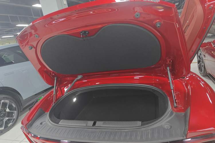 Used MG Cyberster 2024 501km Charming & Heartwarming Edition
