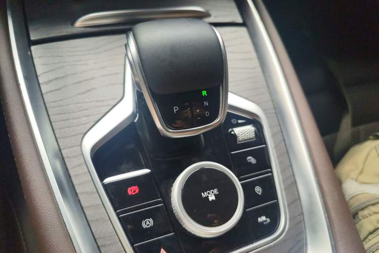 Used Chery Tiggo 8 PRO 2024 Champion Edition 390T Two-Wheel Drive Peak Version 7 Seats