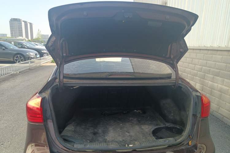 Used Kia K3 2015 1.6L Automatic GLS
