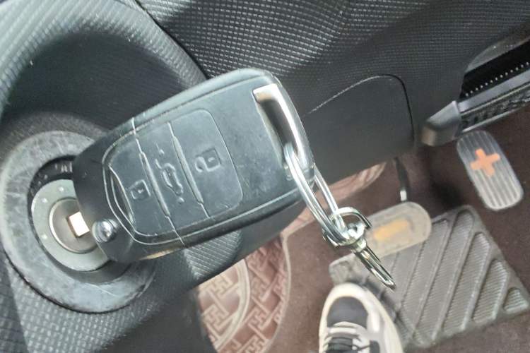 Used Wuling Hongguang MINIEV 2022 Zizai Version Lithium Iron Phosphate Vehicle Key