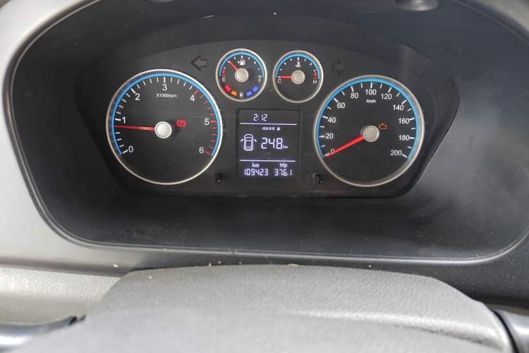 Used Foton Toano 2017 2.8T Facelifted E Van Long Wheelbase 4J28TC3
