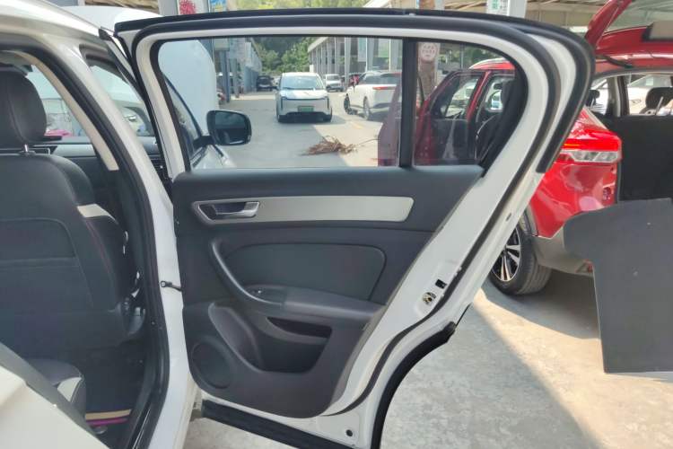 Used Qoros 5 2019 Qoros 5S 1.6 TGDI Prestige Model Right Rear Door Interior