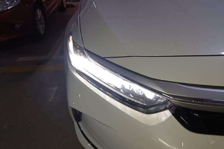 Used Honda Inspire 2022 Lingpai Hybrid 2.0L Pure Elegant Edition Right Front Headlight