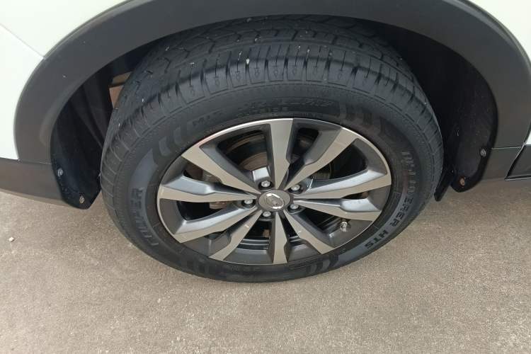 Used GAC Trumpchi GS3 2019 235T Automatic Elite Edition Right Rear Wheel Hub