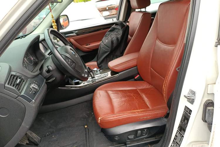 Used BMW X3 2013 xDrive20i Luxury Edition Left Front Seat