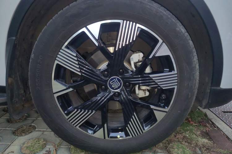 Used BYD Tang New Energy 2024 DM-i Glory Edition 112KM Flagship Model
