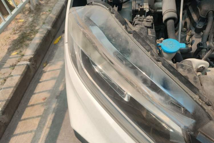 Used Honda XR-V 2017 1.8L EXi CVT Comfort Version Right Front Headlight