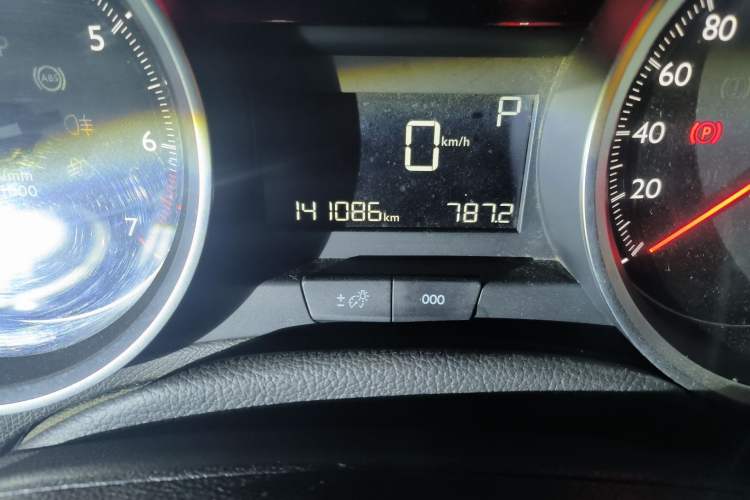 Used Peugeot 408 2014 1.8L Automatic Luxury Edition
