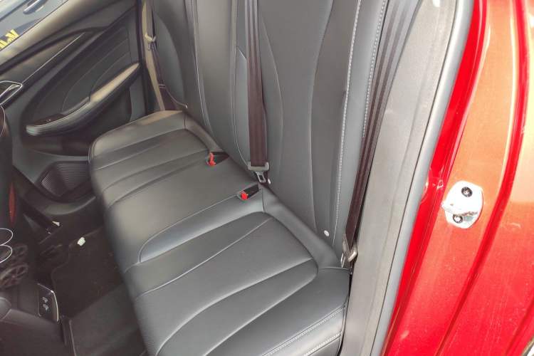 Used Roewe i5 2019 1.5L Automatic 4G Connected Langhao Edition