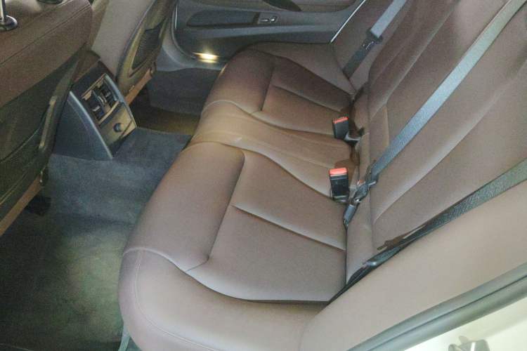 Used BMW 3 Series 2019 320Li Fashion Model
