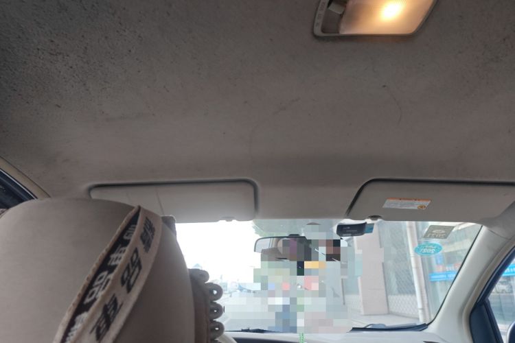 Used Nissan Livina 2010 Jingyue Edition 1.6L Manual All-Around Model