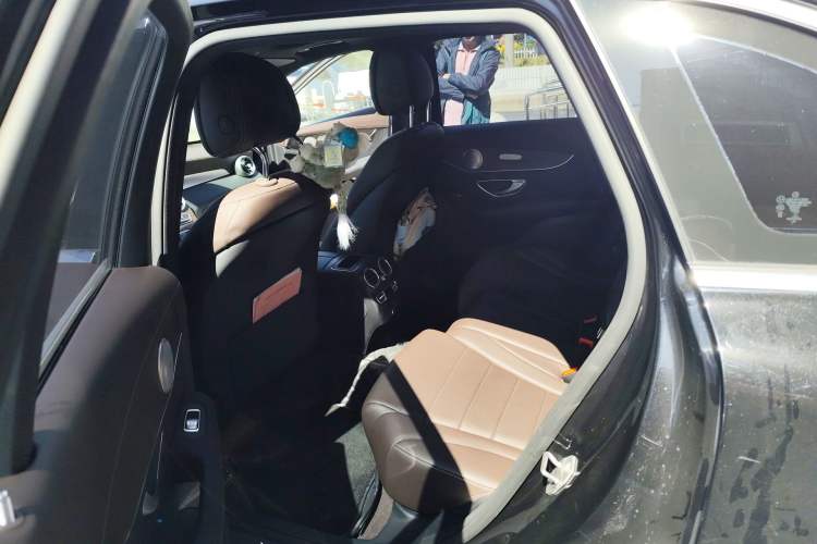 Used Mercedes-Benz GLC 2022 GLC 300 L 4MATIC Dynamic Edition Prestige Model Left Rear Seat